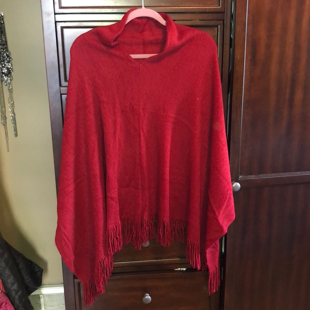 Coco and Carmen poncho